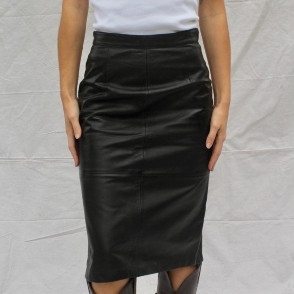 Genuine Leather pencil skirt vintage size 8!!!